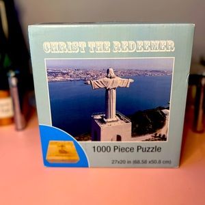 NEW Christ the Redeemer 1000 Piece Puzzle w/ Custom Wooden Box